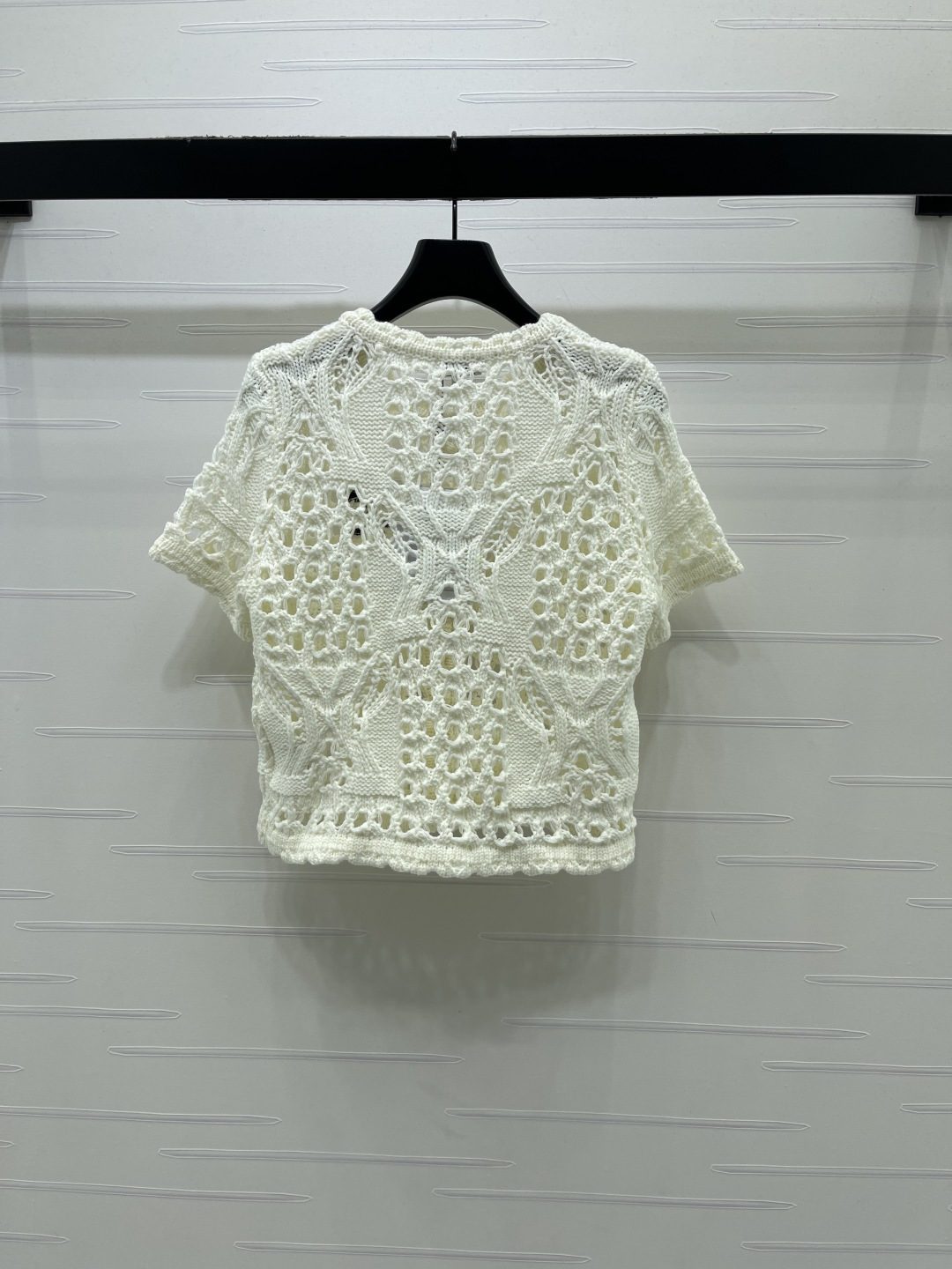 Women's short sleeves